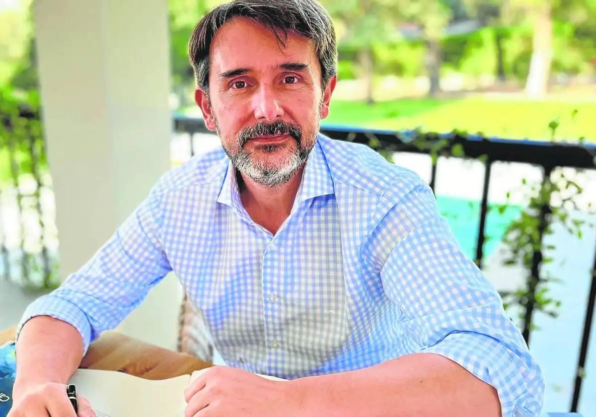 Cristóbal Belda, en su casa de Madrid, en una imagen de archivo.