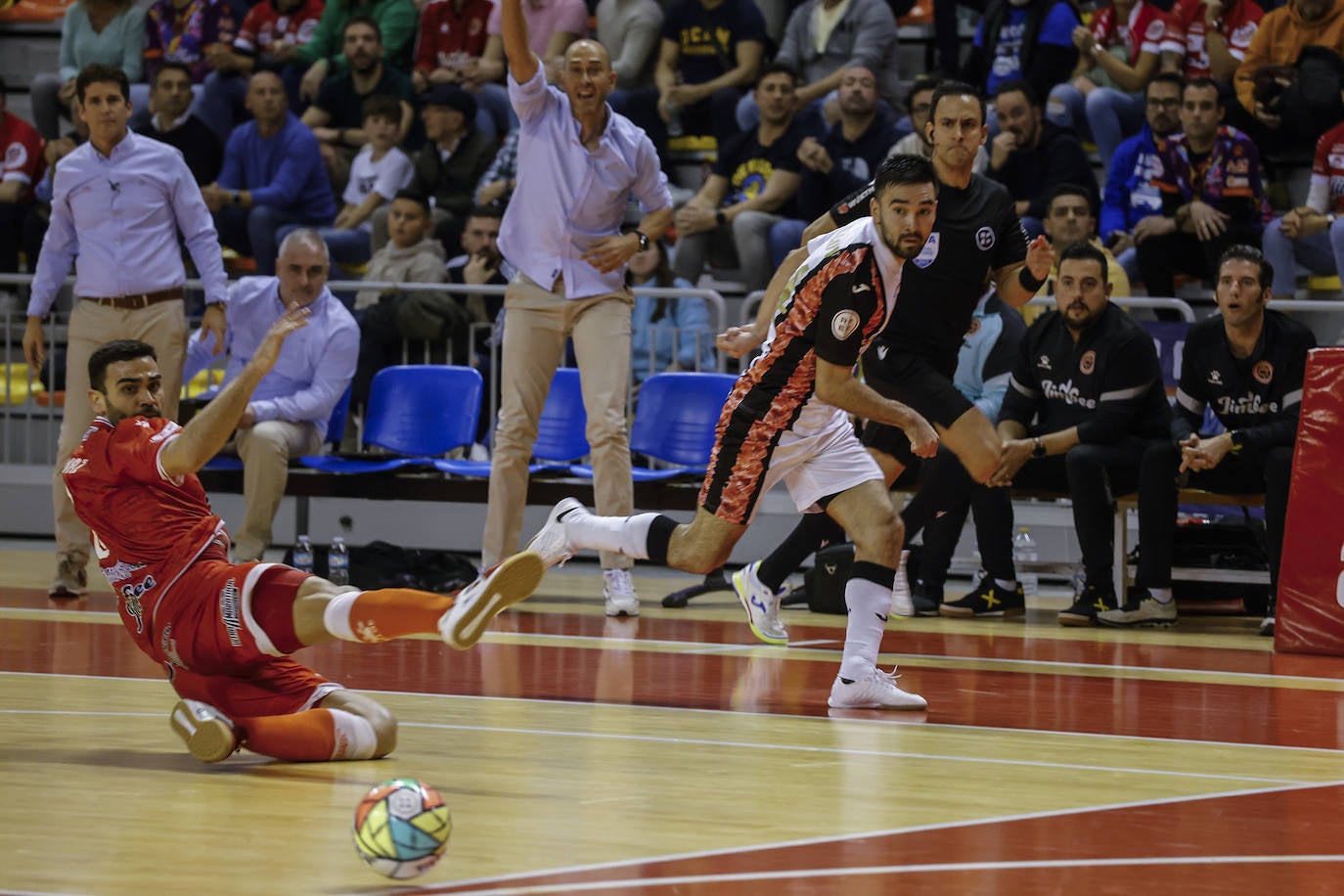 Las imágenes del Jimbee-ElPozo