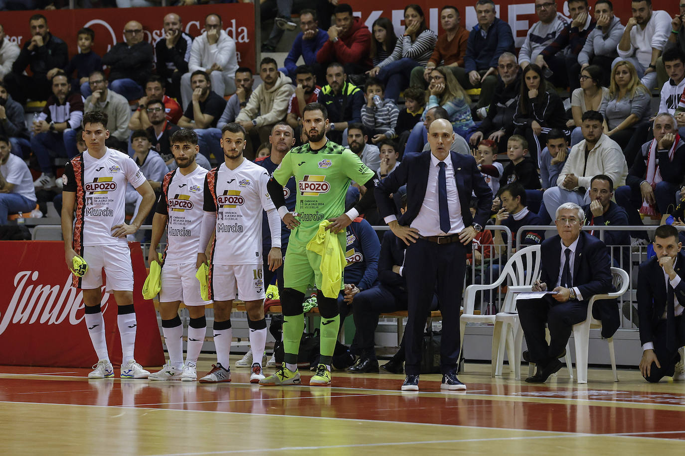 Las imágenes del Jimbee-ElPozo