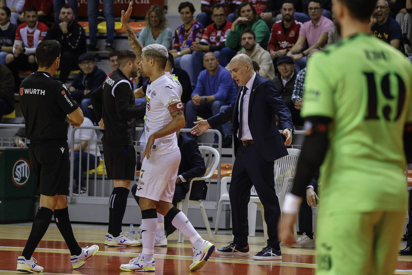 Las imágenes del Jimbee-ElPozo