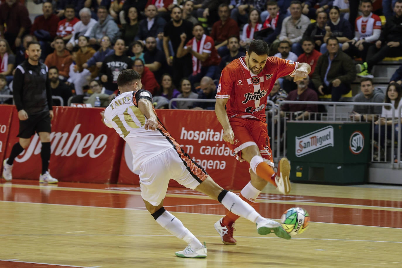 Las imágenes del Jimbee-ElPozo