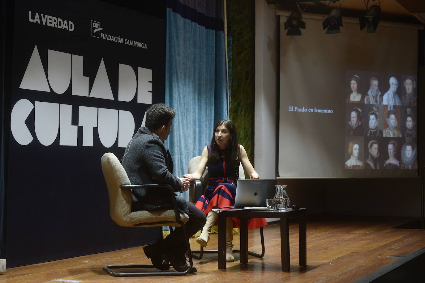 Noelia García habla de El Prado en femenino en el Aula de Cultura de LA VERDAD, en imágenes