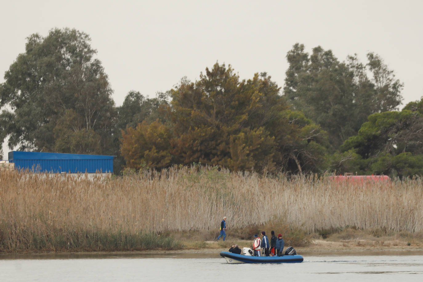 Imágenes de la búsqueda del joven desaparecido en el Mar Menor