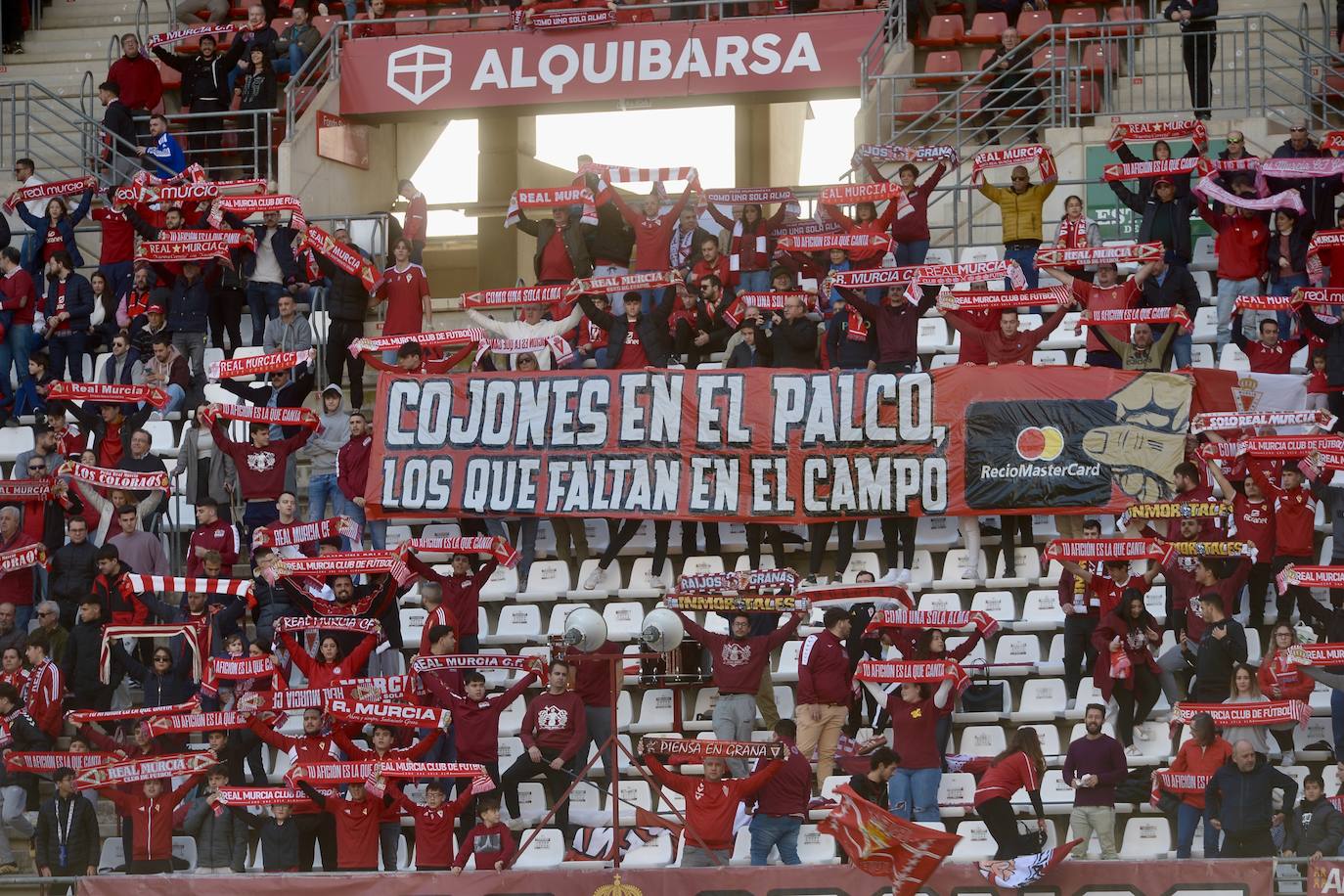 El Real Murcia gana en casa al Atlético Baleares