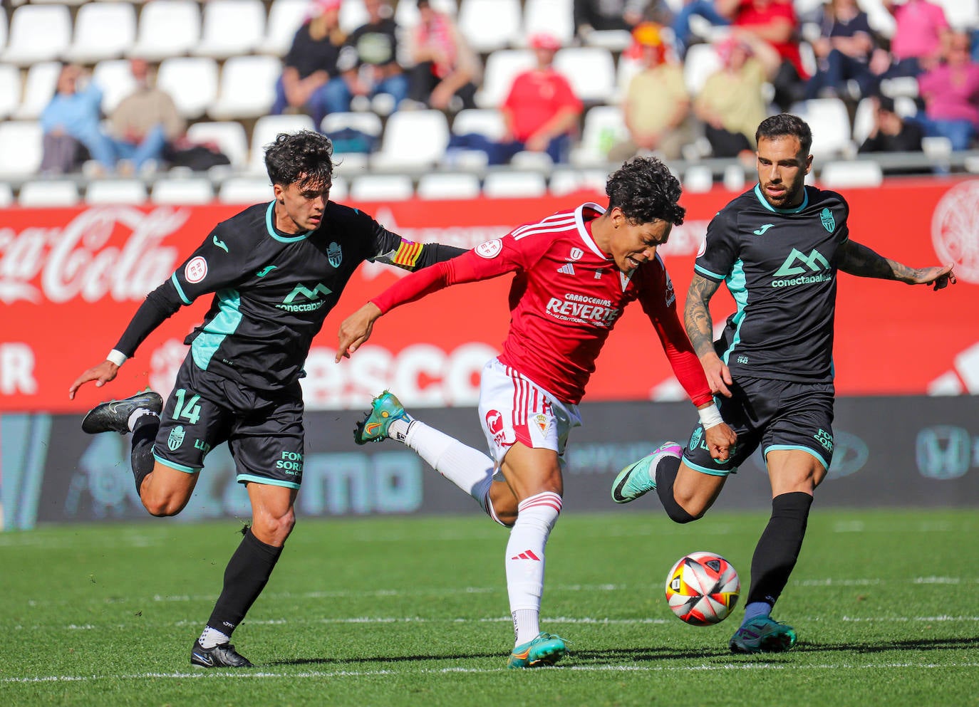 El Real Murcia gana en casa al Atlético Baleares