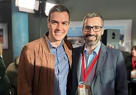Pedro Sánchez y Francisco Lucas, durante la convención que el partido celebra este fin de semana en La Coruña.