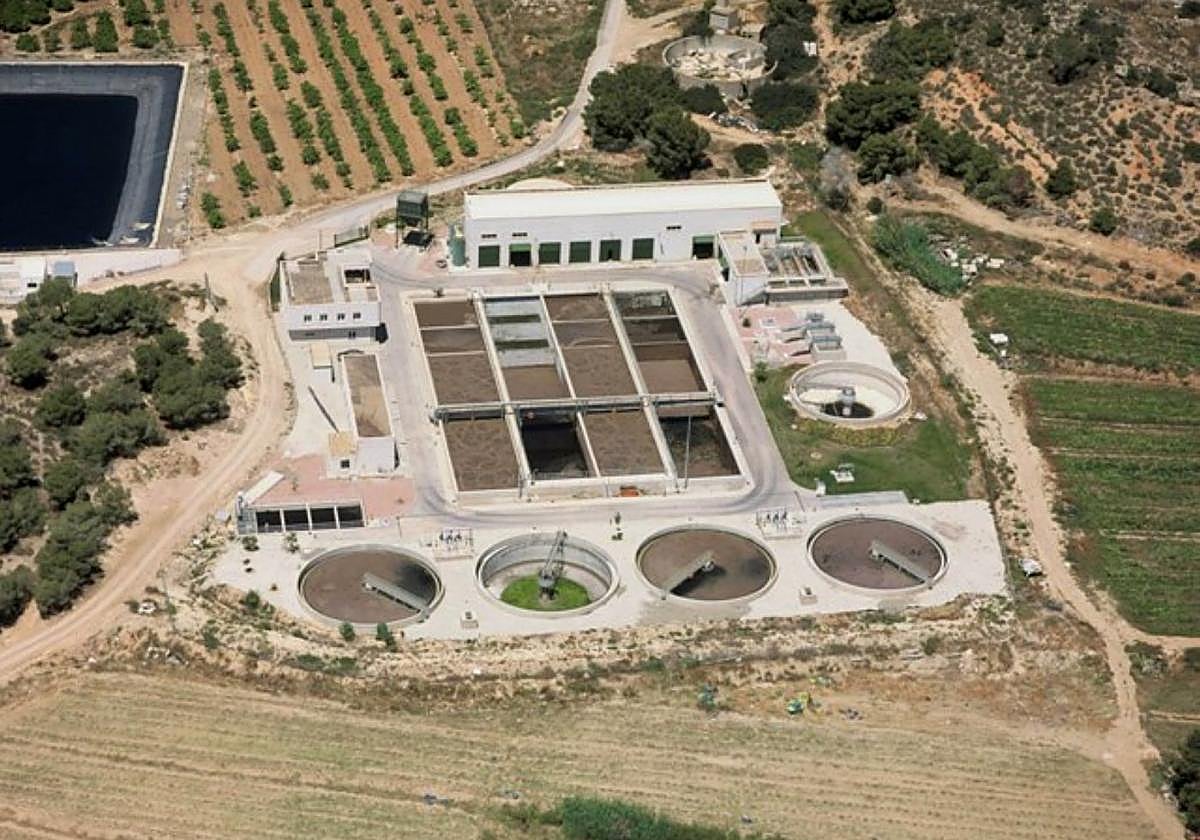 Instalaciones de la estación depuradora de Orihuela Costa.