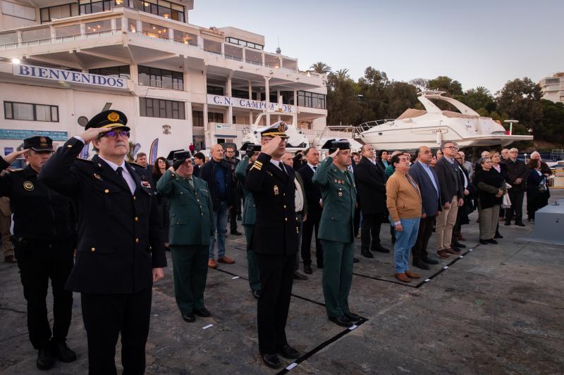 La visita de la patrullera de la Armada a Campoamor, en imágenes