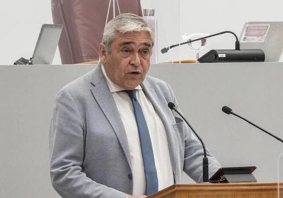 Francisco Álvarez durante una de sus intervenciones en la Asamblea Regional, en la anterior legislatura.