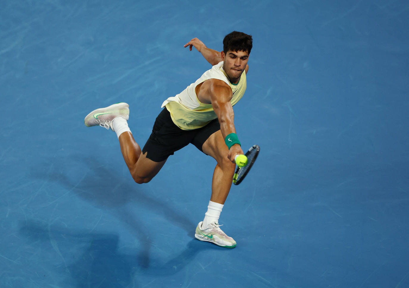 La derrota de Alcaraz ante Zverev en el Open de Australia, en imágenes