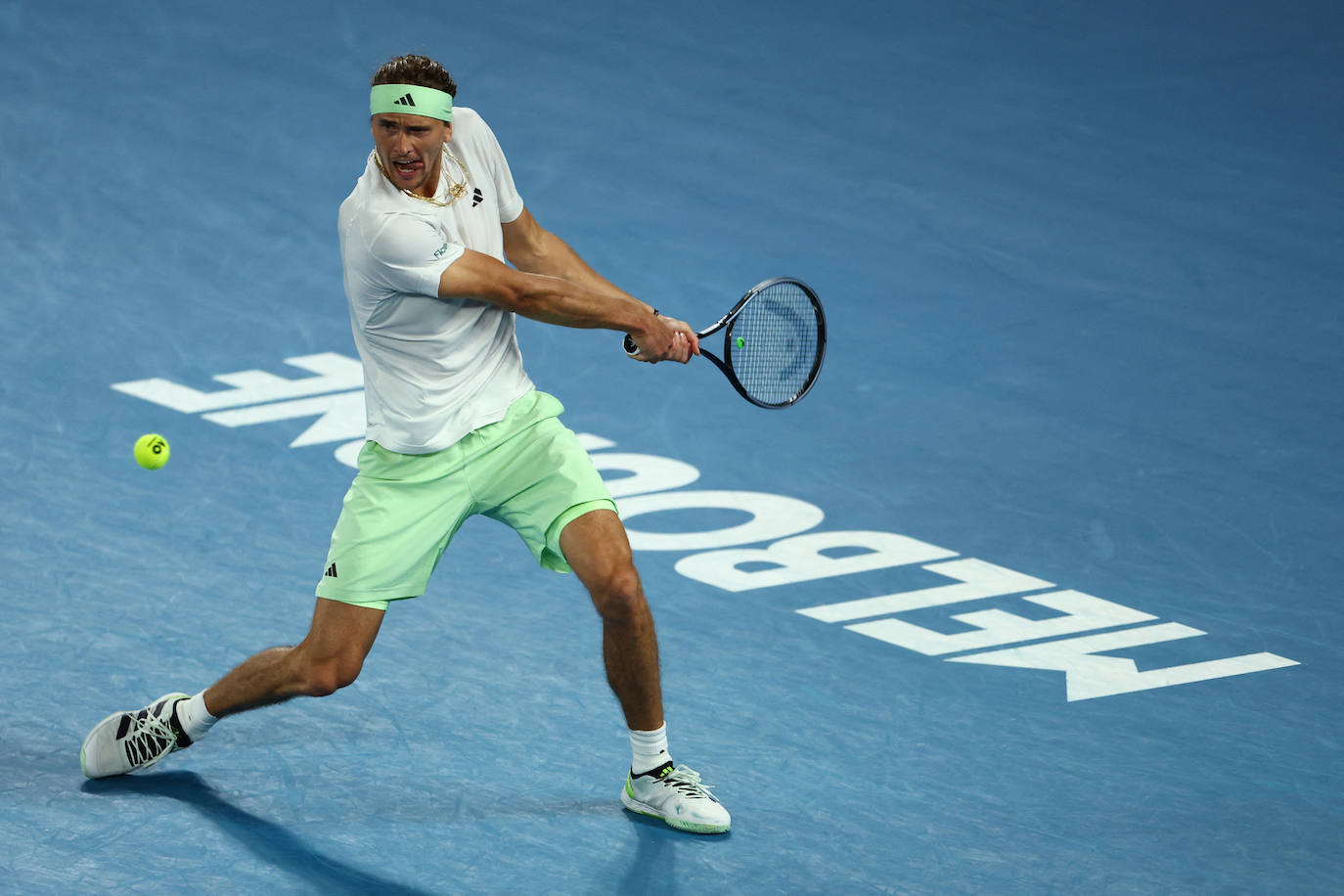 La derrota de Alcaraz ante Zverev en el Open de Australia, en imágenes