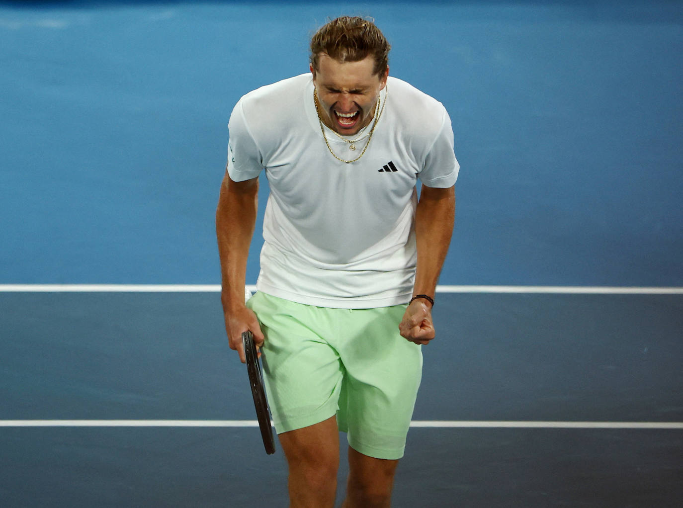 La derrota de Alcaraz ante Zverev en el Open de Australia, en imágenes