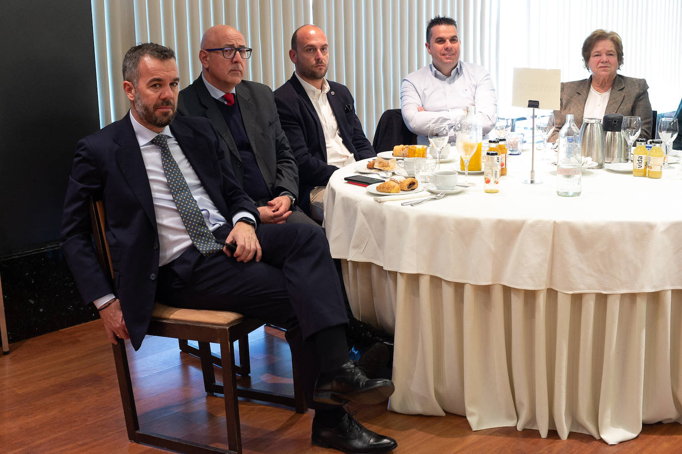 Las imágenes del Foro Agro organizado por Santander y LA VERDAD