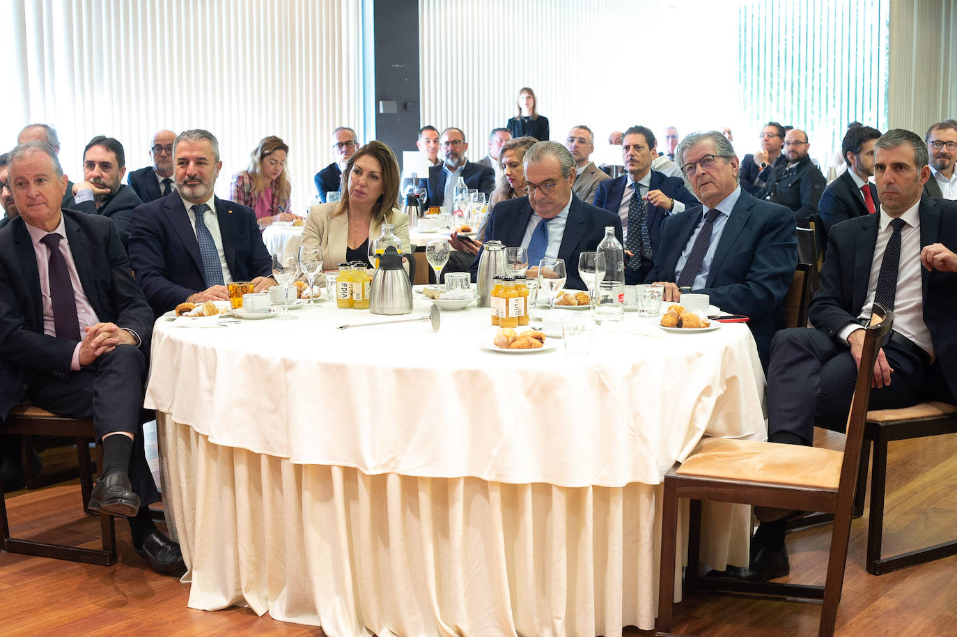 Las imágenes del Foro Agro organizado por Santander y LA VERDAD