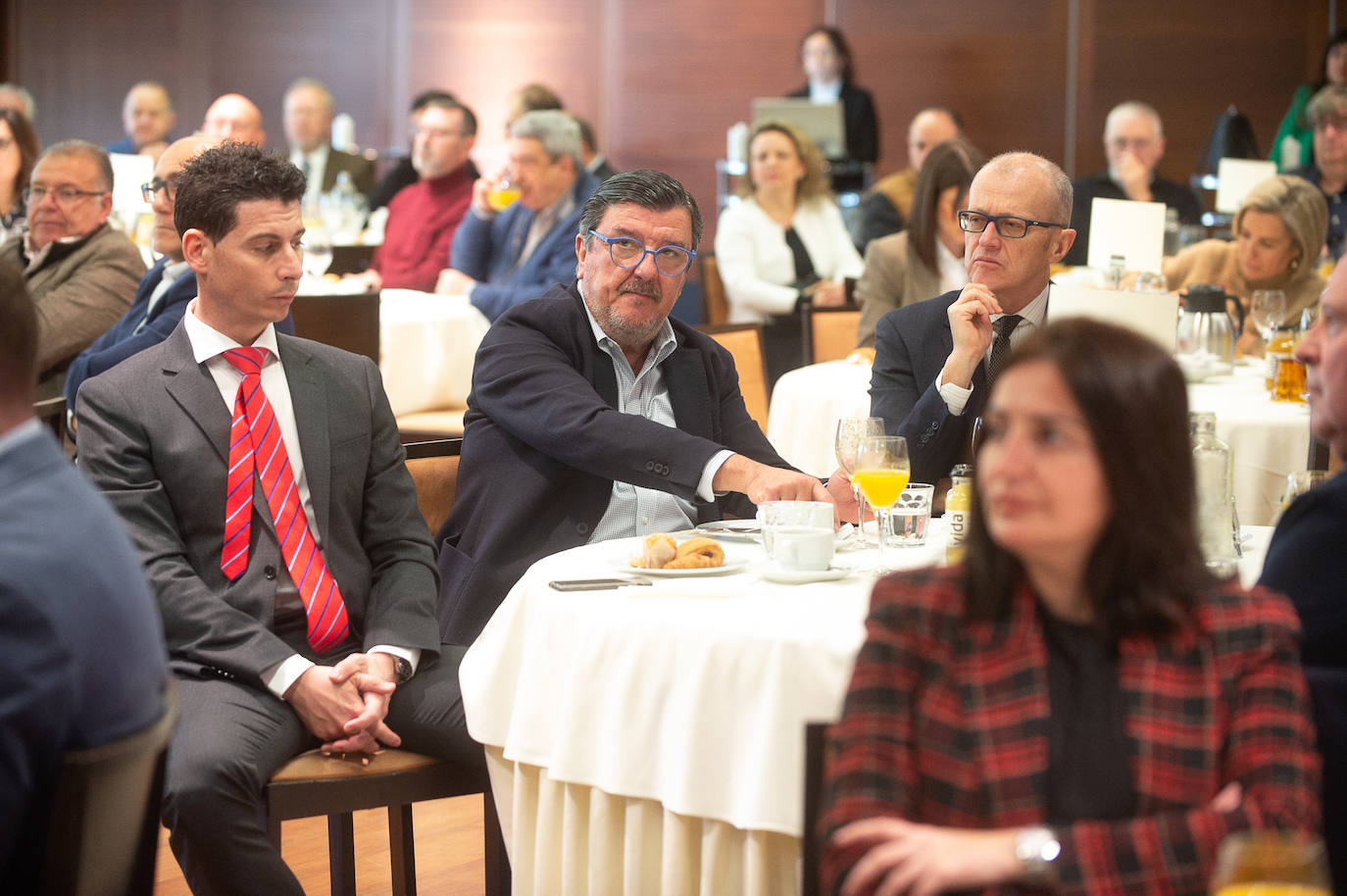 Las imágenes del Foro Agro organizado por Santander y LA VERDAD