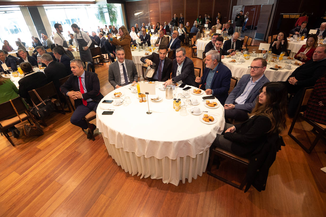 Las imágenes del Foro Agro organizado por Santander y LA VERDAD