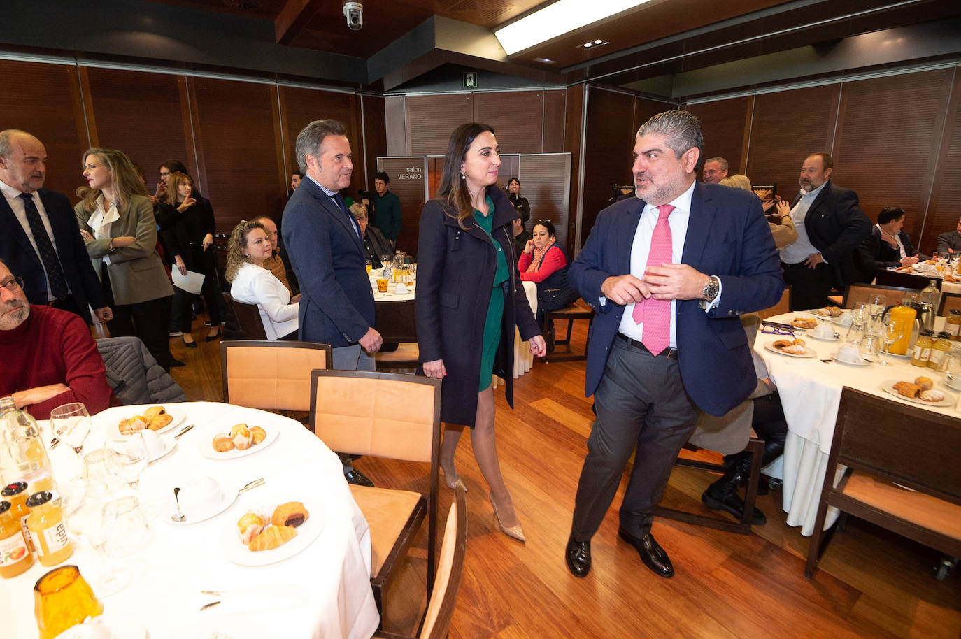 Las imágenes del Foro Agro organizado por Santander y LA VERDAD