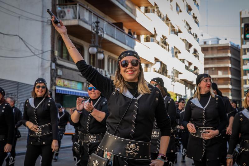 Las imágenes del desfile del Medio Año Festero en Orihuela