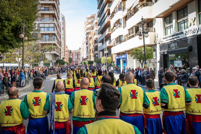 Las imágenes del desfile del Medio Año Festero en Orihuela