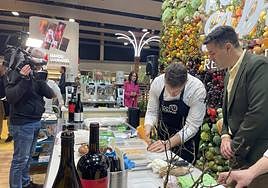 Una de las demostraciones celebradas este lunes en el estand 1001 Sabores de la Región de Murcia.