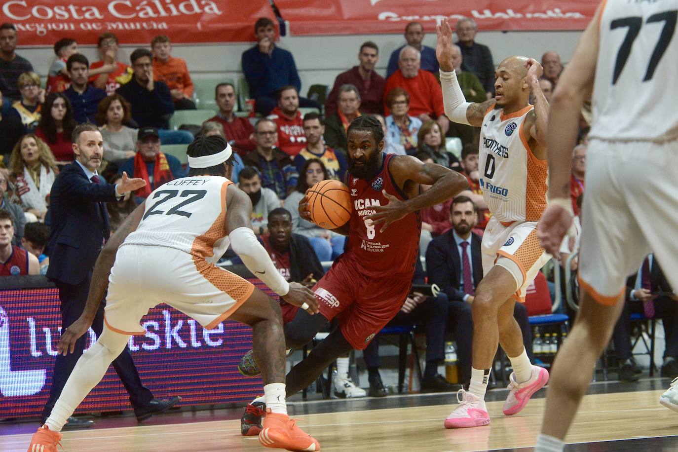 Las imágenes del partido UCAM-Promitheas (90-81)