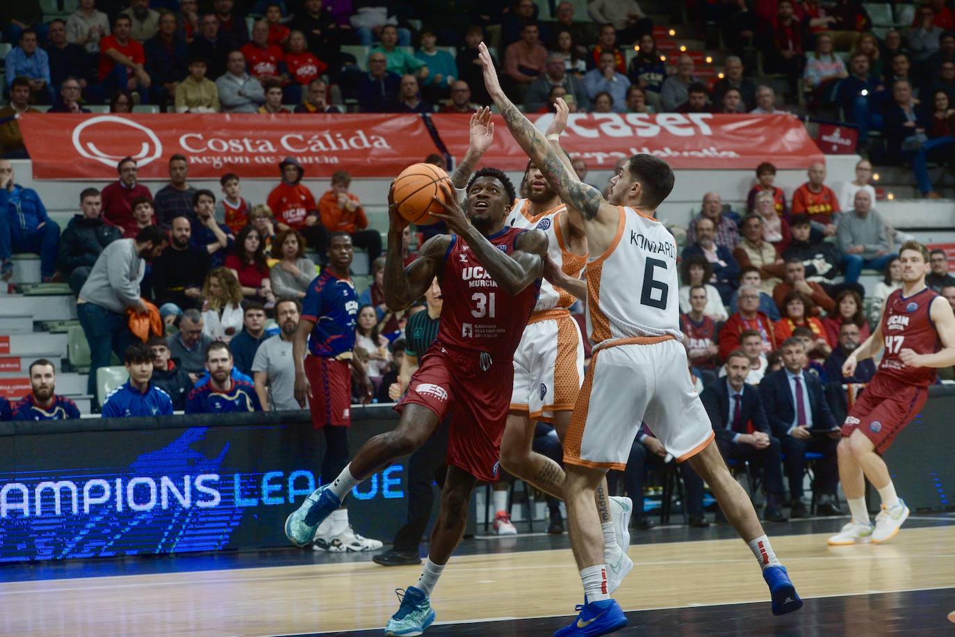 Las imágenes del partido UCAM-Promitheas (90-81)