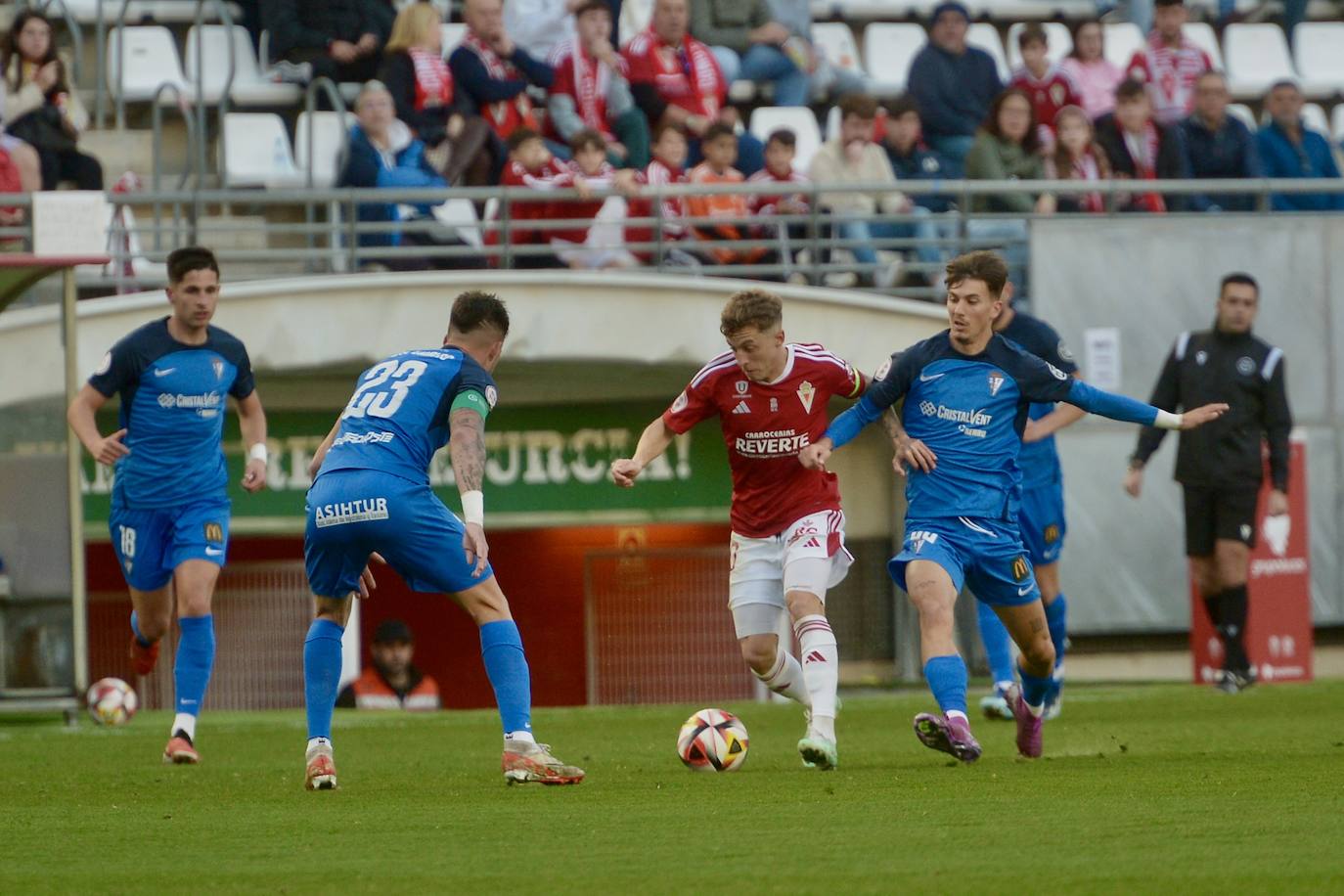 La victoria del Real Murcia frente al San Fernando, en imágenes