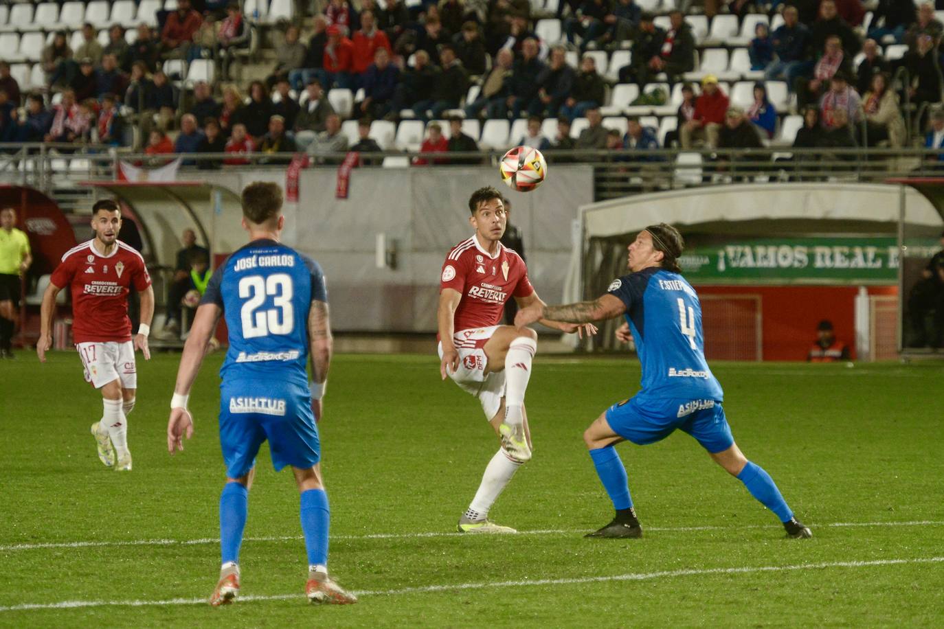 La victoria del Real Murcia frente al San Fernando, en imágenes