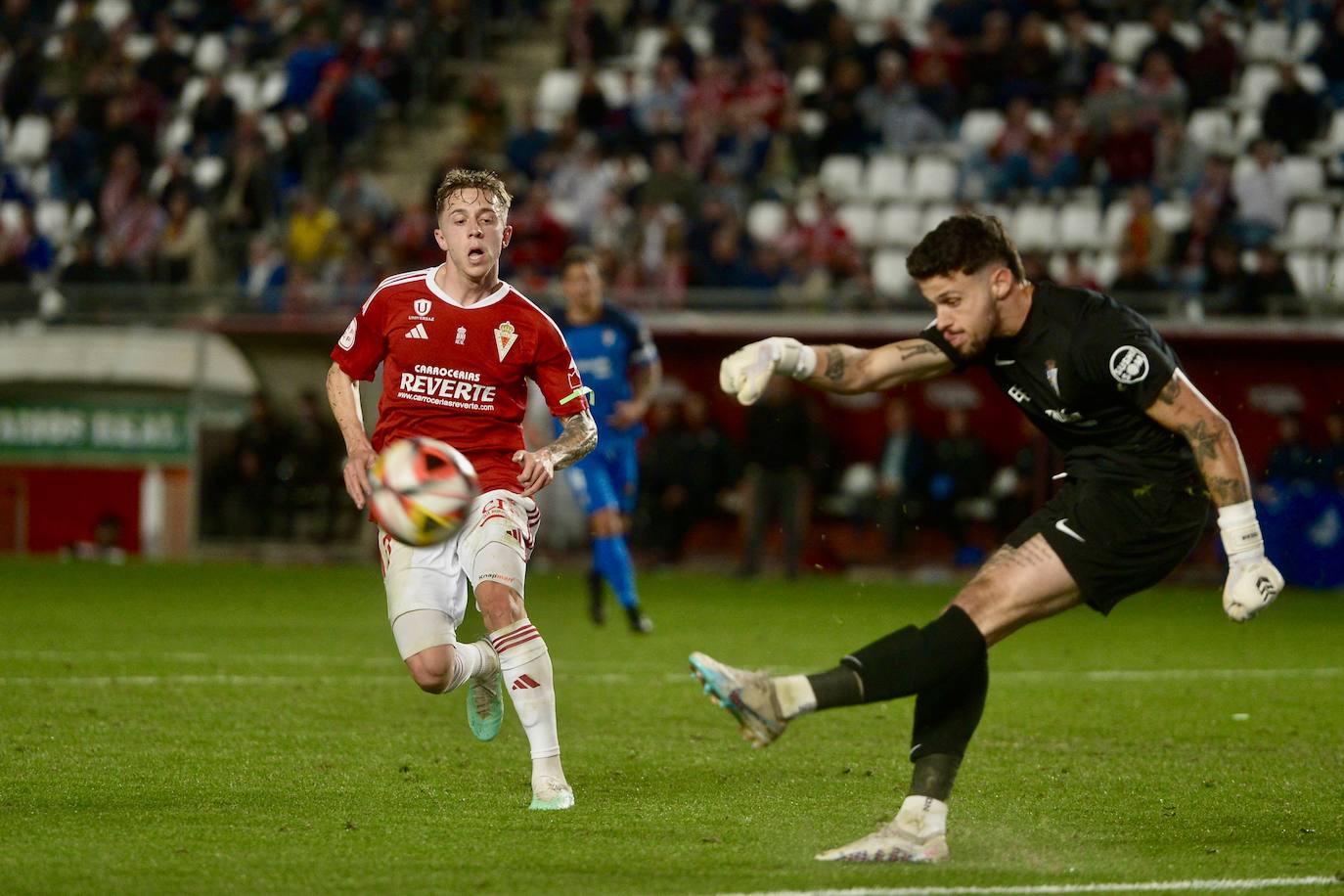 La victoria del Real Murcia frente al San Fernando, en imágenes