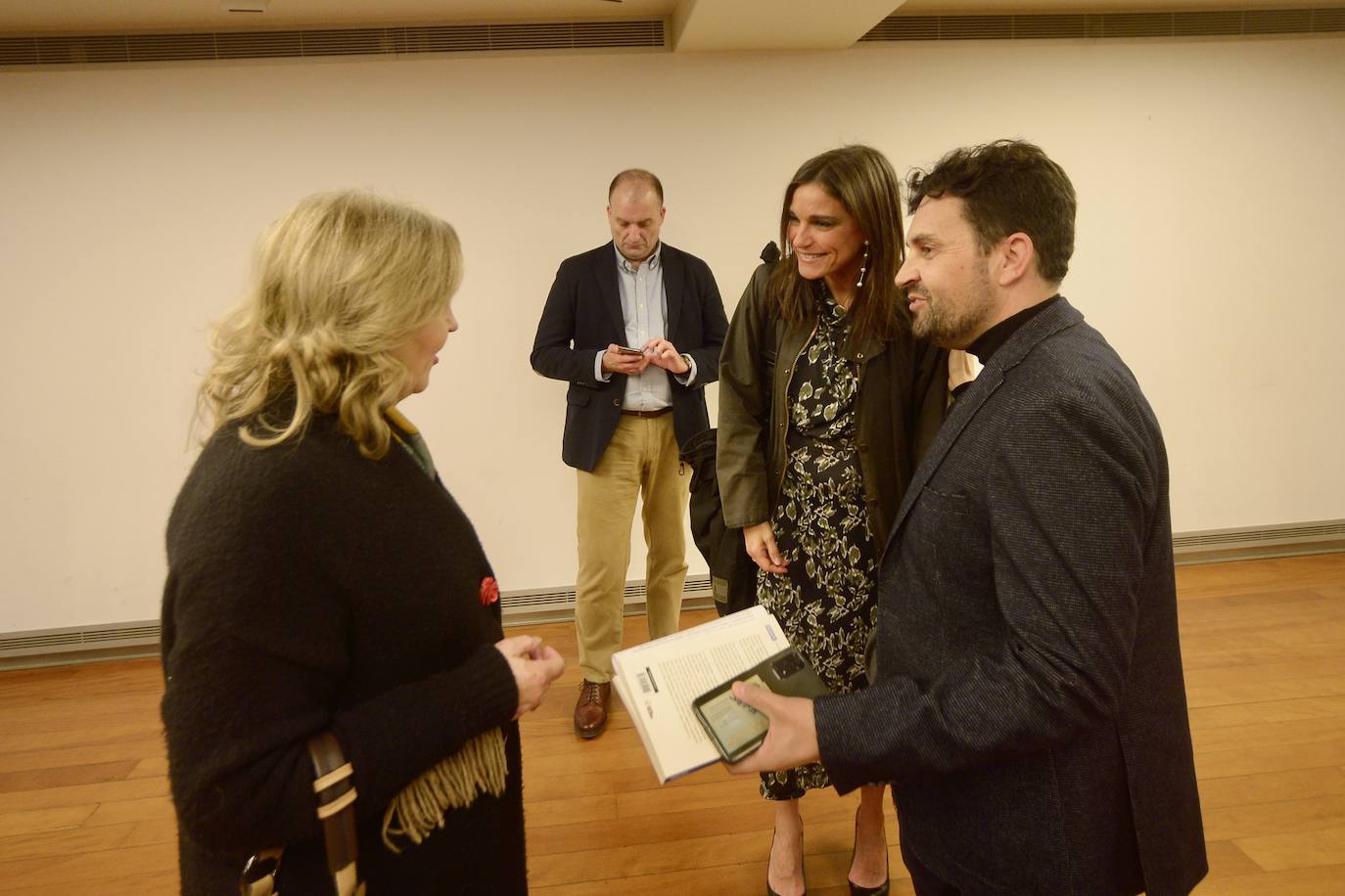 Imágenes de María José Solano en el Aula de Cultura de LA VERDAD