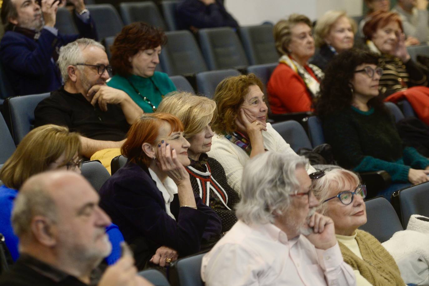 Imágenes de María José Solano en el Aula de Cultura de LA VERDAD