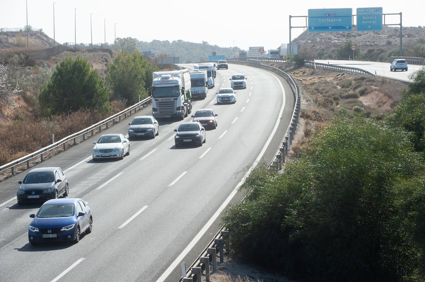 Segunda jornada de protesta de tractores en Murcia, en imágenes