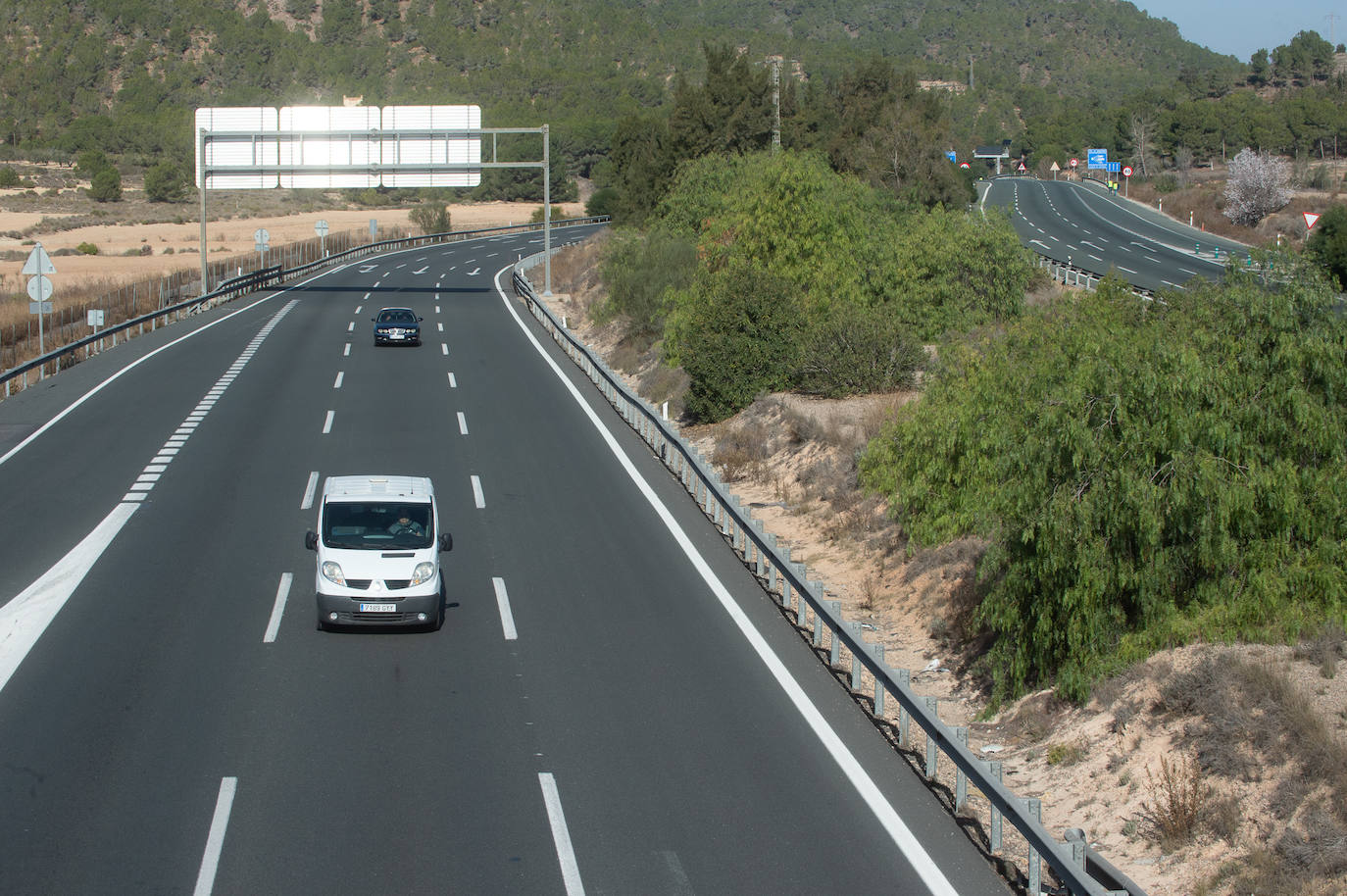 Segunda jornada de protesta de tractores en Murcia, en imágenes