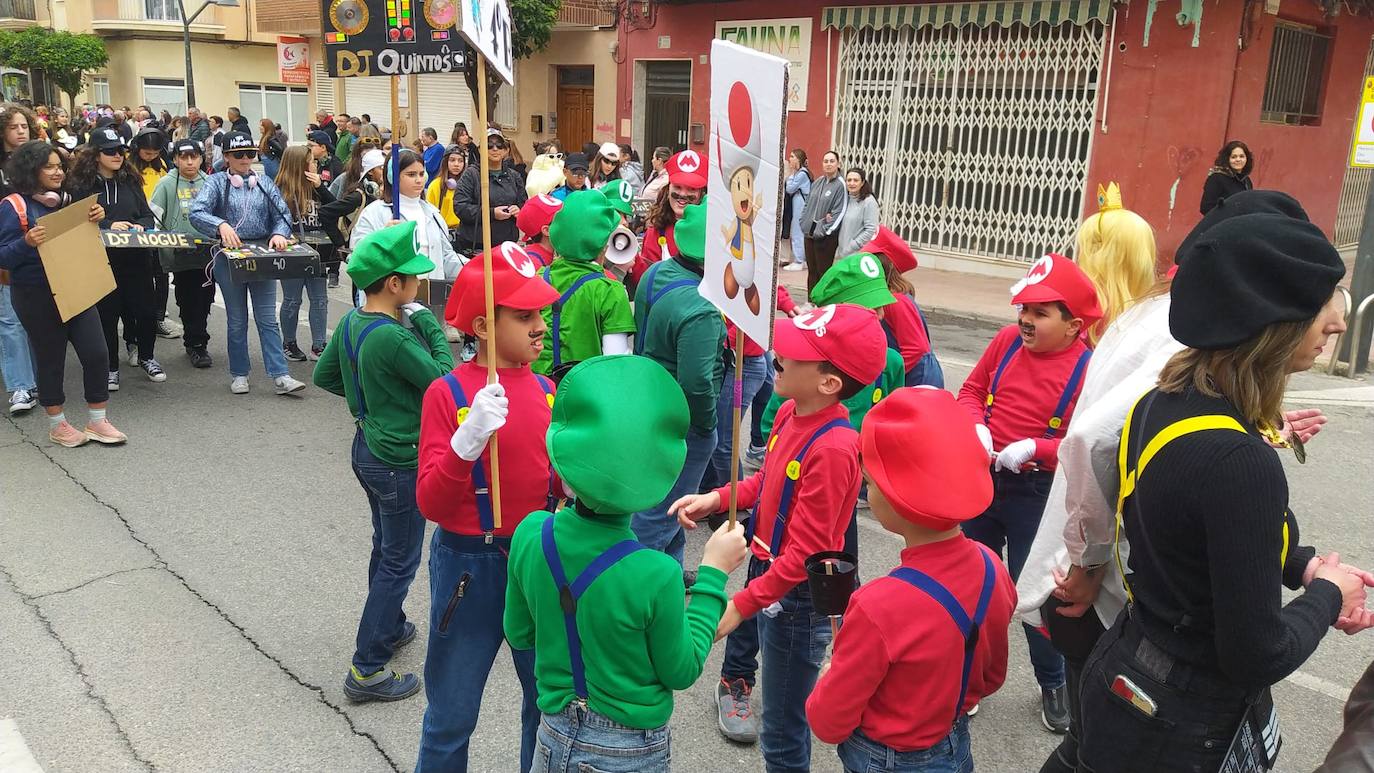 Primer desfile del Carnaval de Mula, en imágenes