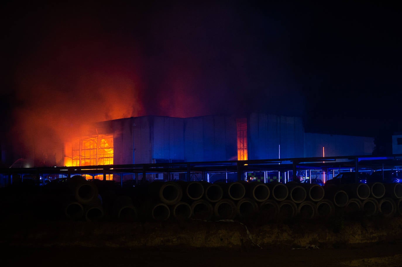 Imágenes del incendio de la empresa especias Sabater en Cabezo de Torres