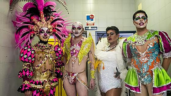 Los mil sueños de la gala Drag del Carnaval de Beniaján