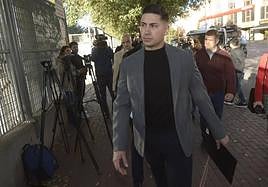 Daniel Ramírez, gerente de Fonda Milagros, este martes, entrando a declarar.