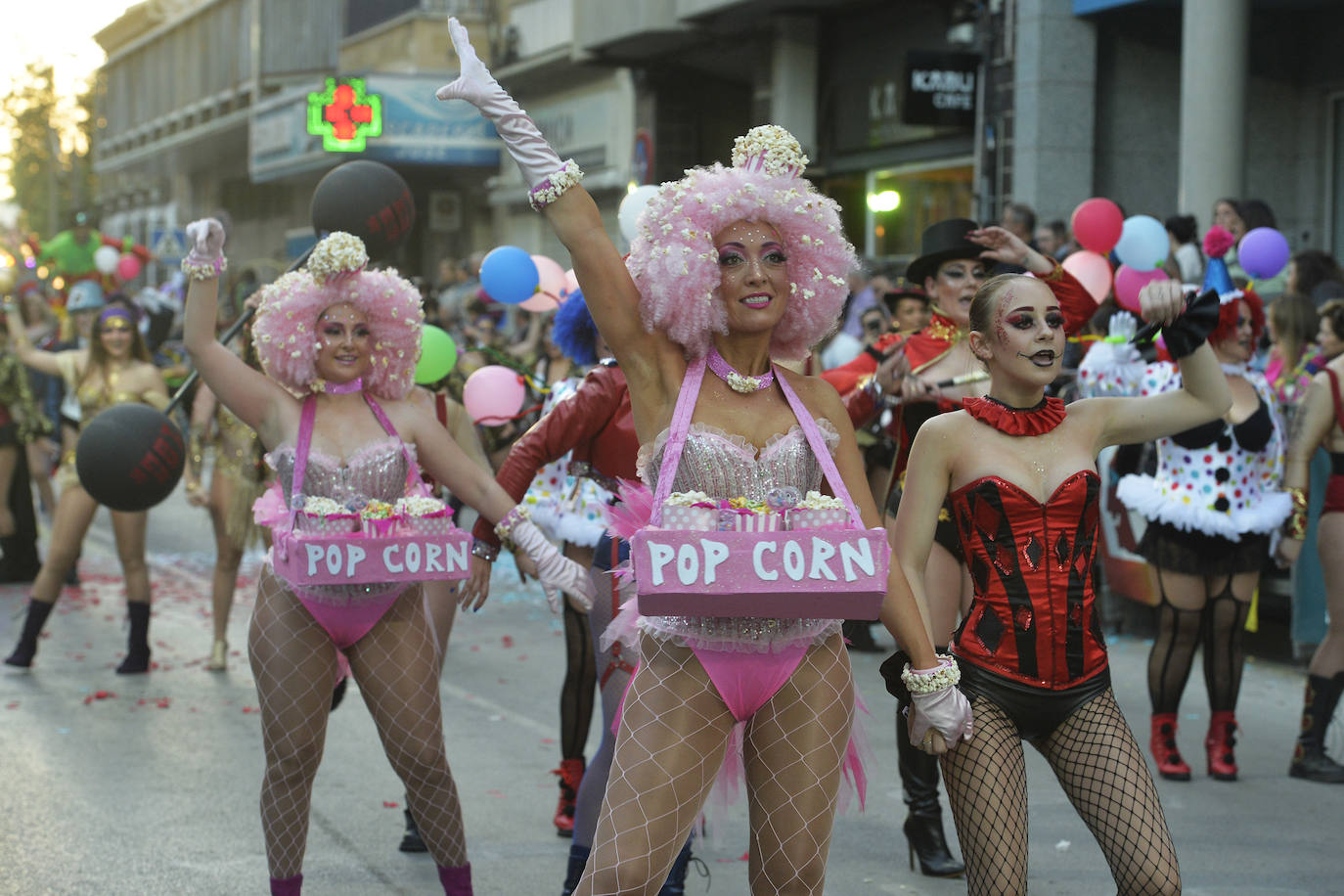 Gran desfile de Martes de Carnaval en Cabezo de Torres, en imágenes