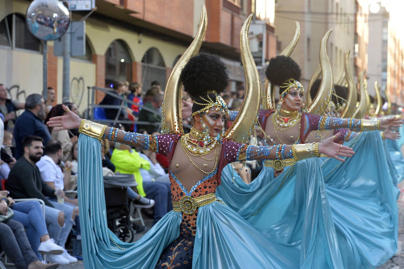 Gran desfile de Martes de Carnaval en Cabezo de Torres, en imágenes