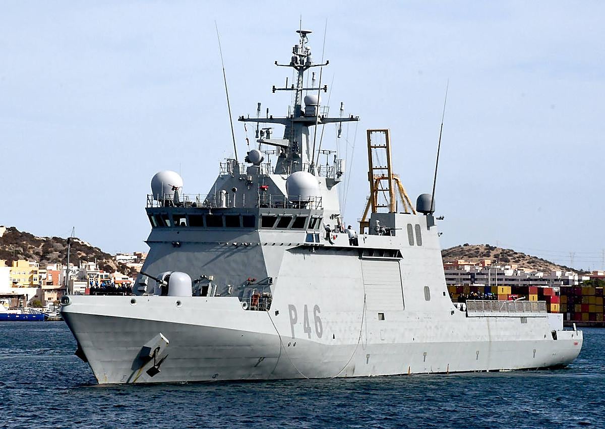 Imagen secundaria 1 - El &#039;Furor&#039; dará seguridad a la navegación en África durante cuatro meses