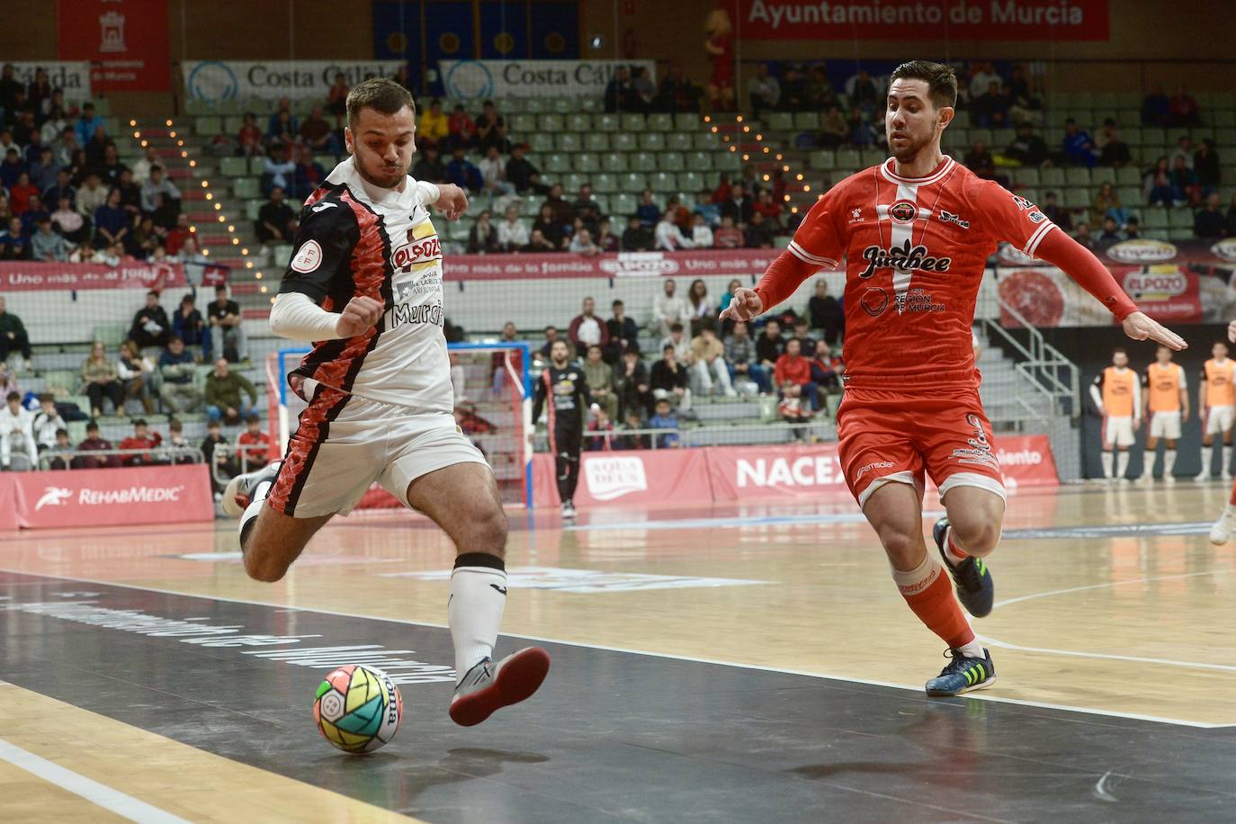 Las imágenes del derbi ElPozo-Jimbee (2-3)