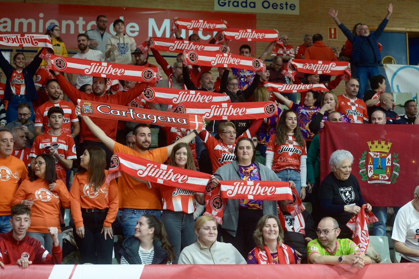 Las imágenes del derbi ElPozo-Jimbee (2-3)