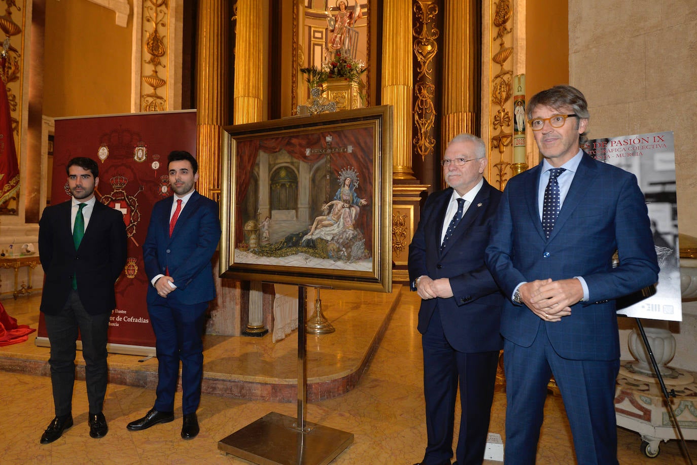La presentación en Murcia de la revista del Cabildo de Cofradías, en imágenes