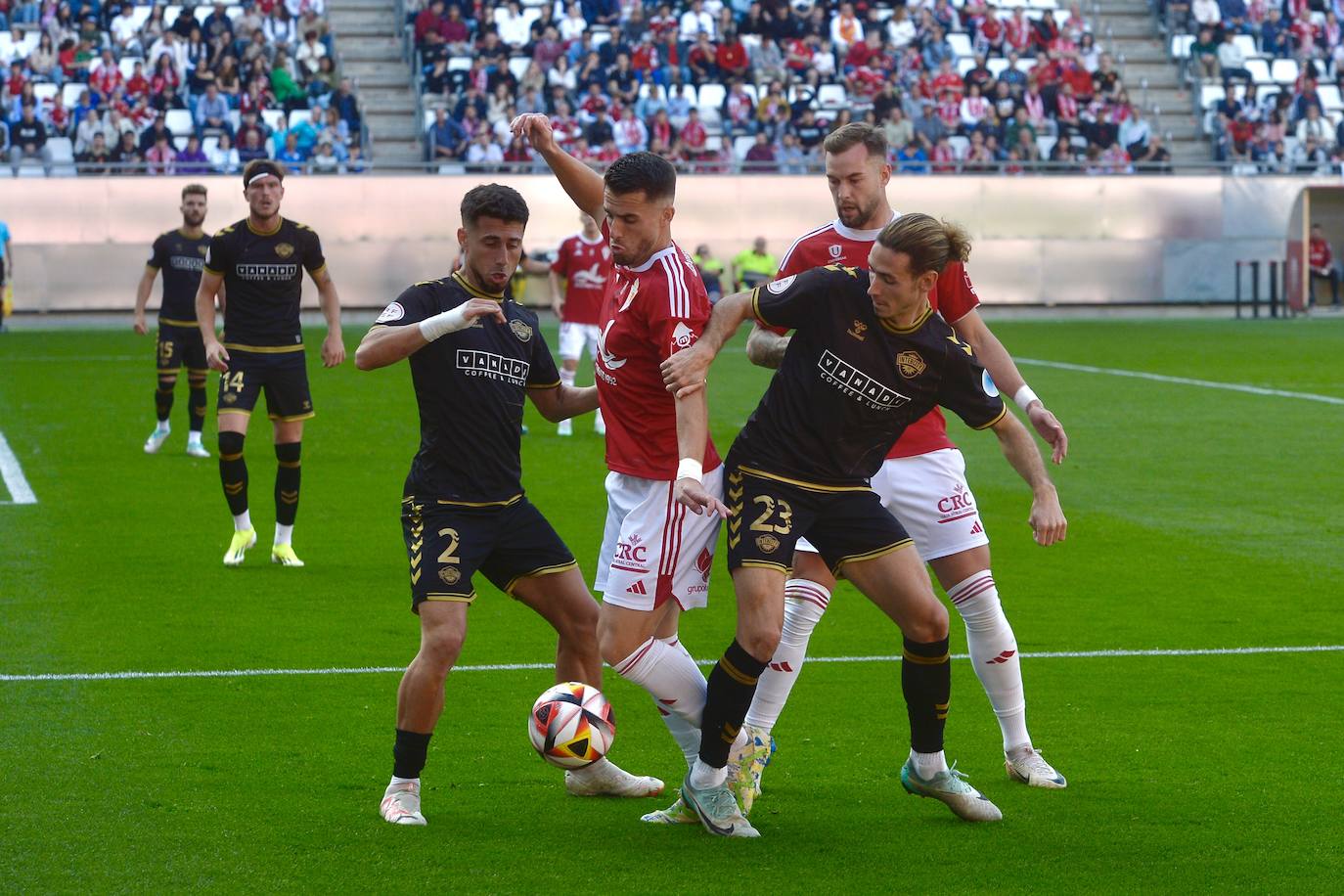 La derrota del Real Murcia frente al Intercity, en imágenes