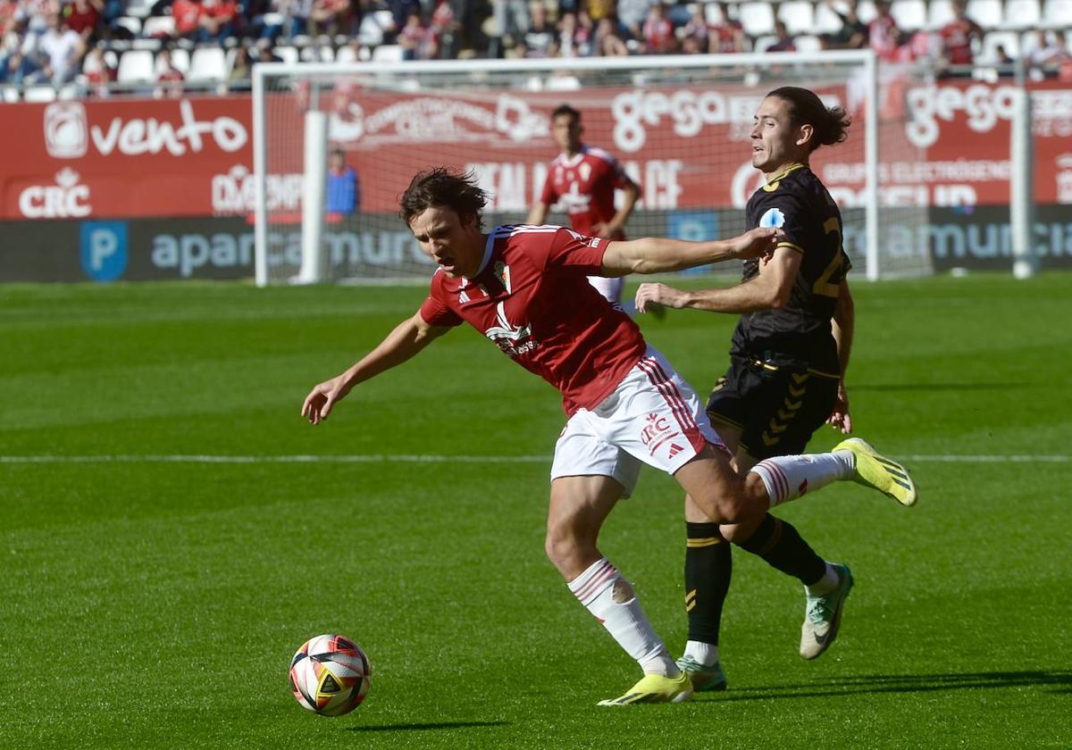 La derrota del Real Murcia frente al Intercity, en imágenes