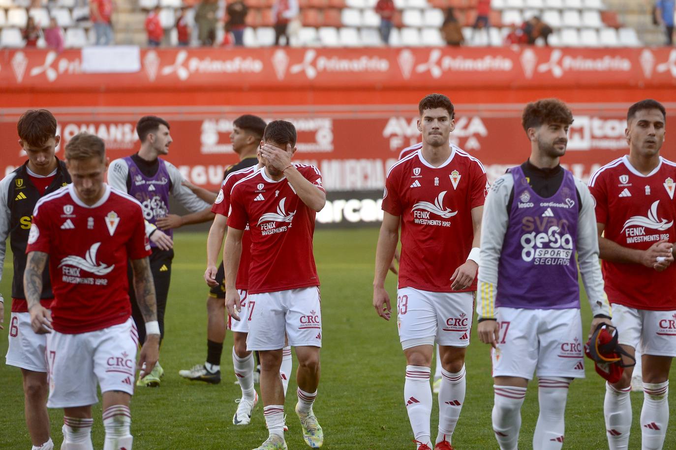 La derrota del Real Murcia frente al Intercity, en imágenes