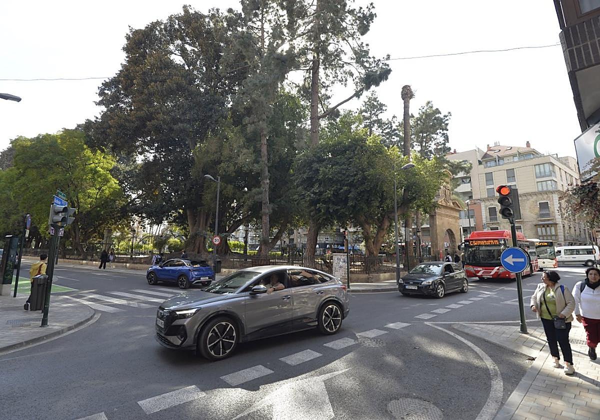 La clle Juan Antonio Hernández del Águila, que aún no tiene señalizado el carril bus.