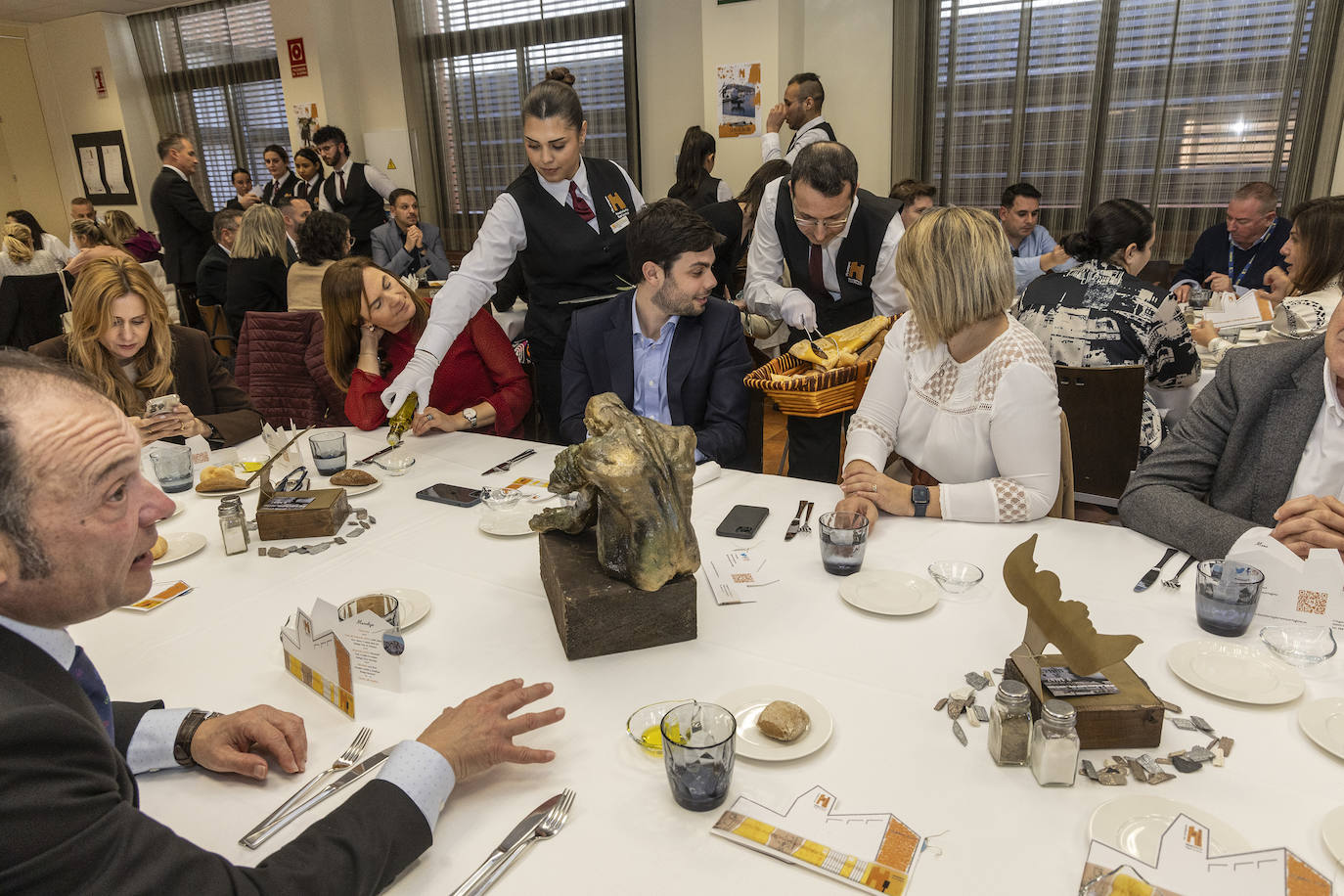 Las imágenes de la jornada de acogida a empresas colaboradoras y proveedores del CIFP de Hostelería y Turismo de Cartagena