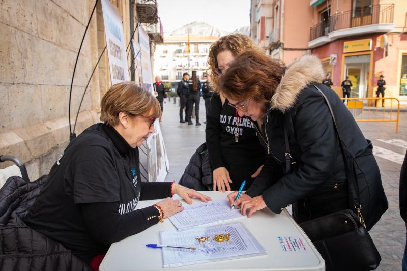 La protesta del Ampa del Centro Oriol, en imágenes