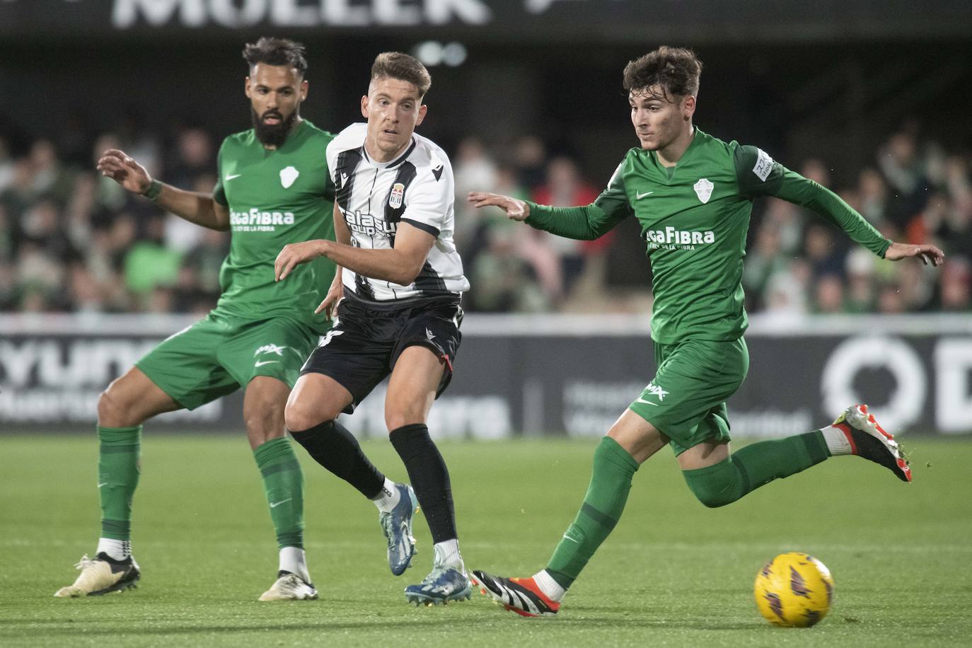 La derrota del Cartagena frente al Elche, en imágenes